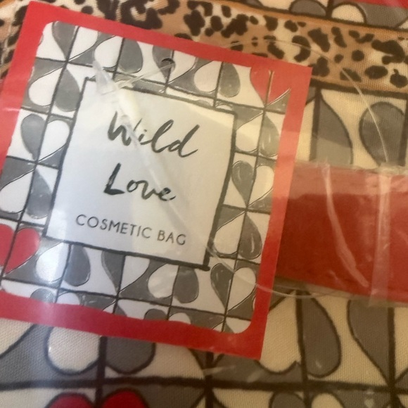 Brighton wild love cosmetic bag - Picture 2 of 3
